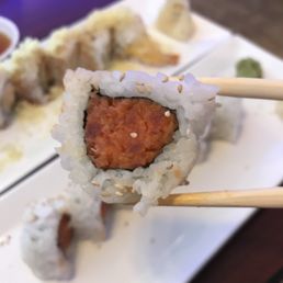 Spicy Tuna Tempura Roll