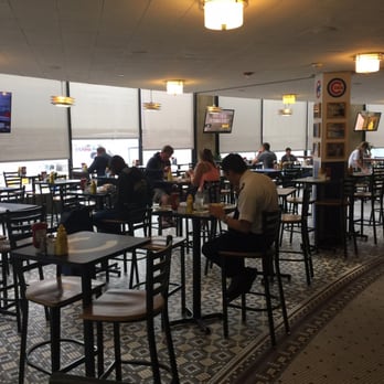 Cubs Bar & Grill - I got kicked out of the empty bar for bringing food. Ridiculous. - American Near Me - Chicago, Illinois