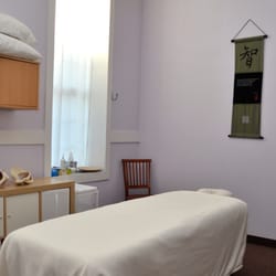Flow Rehab - Private and relaxing treatment space.