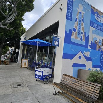 Levain Bakery - Outside - Bakeries Near Me - Los Angeles, California