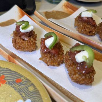 Kaiten Sushi Ginza Onodera Hawaii - Crispy Spicy Tuna Bites - Conveyor Belt Sushi Near Me - Honolulu, Hawaii