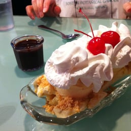 Hot fudge banana split! Hot fudge banana split!