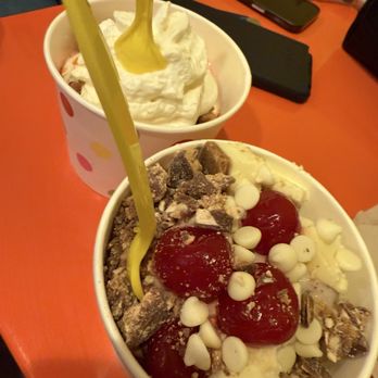 Peachwave - Ice Cream & Frozen Yogurt Near Me - Bronx, New York