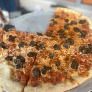 Percoco’s Pizza and Pasta - Cheese pizza with mushrooms - Pizza Near Me - Lakewood Ranch, Florida Percoco’s Pizza and Pasta - Cheese pizza with mushrooms - Pizza Near Me - Lakewood Ranch, Florida