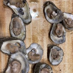 The Troff - Oysters - Ordered Bucket. Put on bar in front of you.