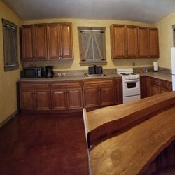 Breezy Hills Cottages - Full size kitchen
