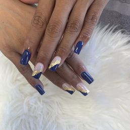 Glow Nails & Beauty: Stunning Tips for Radiant, Trendy Nails