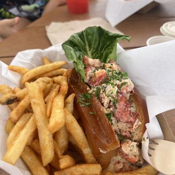 Lost Pier Cafe - Lobster roll, yum. - Cafes Near Me - Laguna Beach, California Lost Pier Cafe - Lobster roll, yum. - Cafes Near Me - Laguna Beach, California