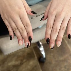Sally Nails - Prom nails