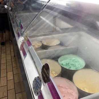 Baskin-Robbins - Ice Cream & Frozen Yogurt Near Me - Honolulu, Hawaii Baskin-Robbins - Ice Cream & Frozen Yogurt Near Me - Honolulu, Hawaii