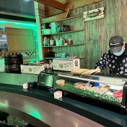 Chen's 22 - Sushi Bar with the Itamae