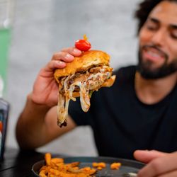 Souzafit Restaurant - Newark