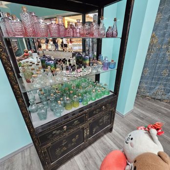 Mystic - Ooh... all shapes, sizes, and colors! - Home Decor Near Me - Kaneohe, Hawaii Mystic - Ooh... all shapes, sizes, and colors! - Home Decor Near Me - Kaneohe, Hawaii