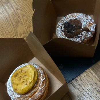 Dudley's Bakery - Chocolate + pumpkin spice pastries - Delis Near Me - Santa Ysabel, California