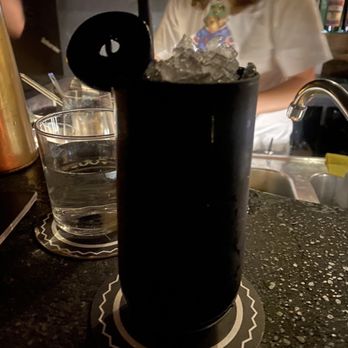 Zephyr Bar - Cocktail Bars Near Me - Munich, BY
