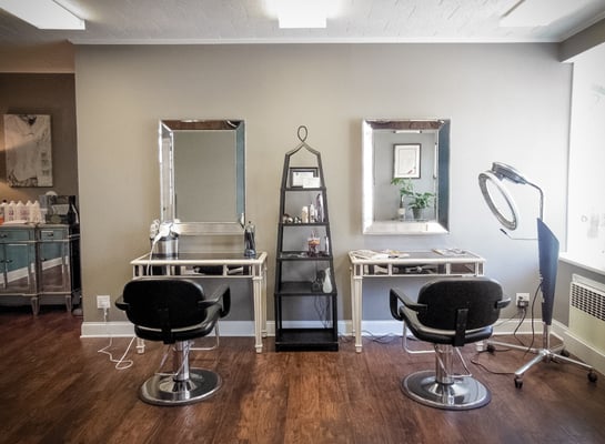 Le Salon Bleu 8 Leigh St Clinton Nj Hair Salons Mapquest