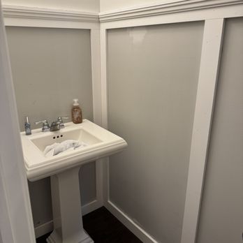 Vouis Trim Carpentry - Carpenters Near Me