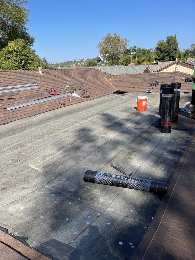 Slide of Suriana Roofing