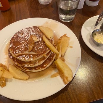 Elly's Brunch & Cafe - Apple Cinnamon Chip Pancakes - Breakfast & Brunch Near Me - Phoenix, Arizona