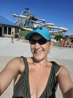 Hurricane Harbor Rockford by null