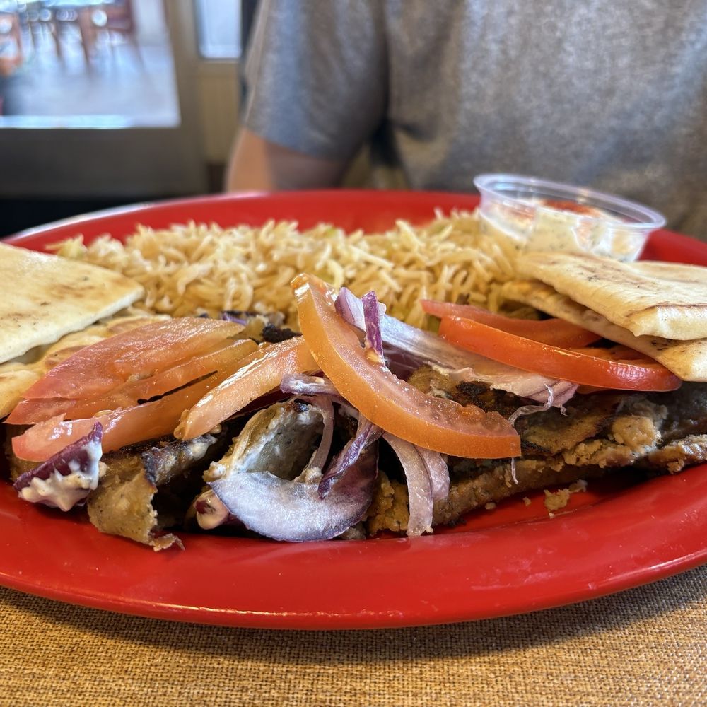Yanni's Best Charbroiled - Gyro Plate - Burgers Near Me - Fillmore, California Yanni's Best Charbroiled - Gyro Plate - Burgers Near Me - Fillmore, California