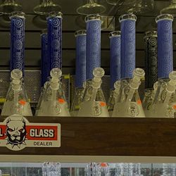 Brazil Discount Tobacco - "" Pitbull Glass ""