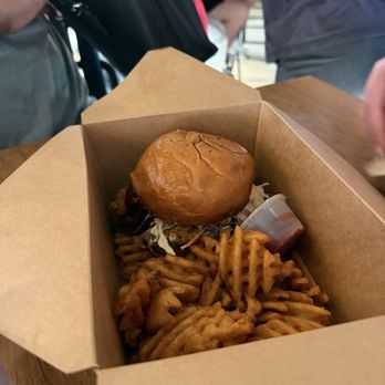 Dream Chicken - Dream Chicken Sandwich Waffle Fries - Chicken Shop Near Me - Minneapolis, Minnesota Dream Chicken - Dream Chicken Sandwich Waffle Fries - Chicken Shop Near Me - Minneapolis, Minnesota