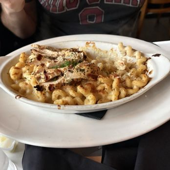 Mazza's - Macaroni with chicken - Italian Near Me - Mount Vernon, Ohio Mazza's - Macaroni with chicken - Italian Near Me - Mount Vernon, Ohio