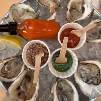 Picnic - Wine Bars Near Me - Philadelphia, Pennsylvania