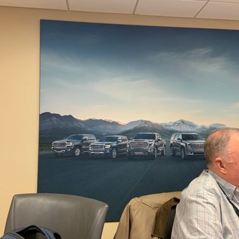Hatchett Buick GMC - Conference Room - Car Dealers Near Me - Wichita, Kansas Hatchett Buick GMC - Conference Room - Car Dealers Near Me - Wichita, Kansas