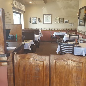Check Please Cafe - Fun yet comfortable to sit in decor. - Breakfast & Brunch Near Me - Grafton, Ohio