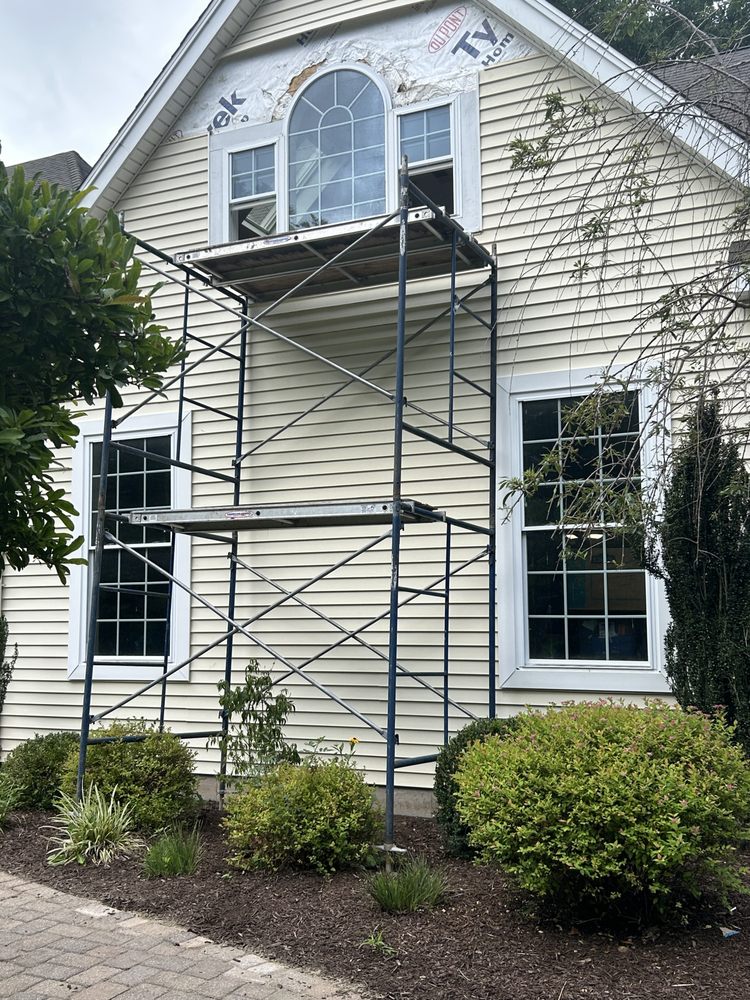 Slide of O&S Home Improvement