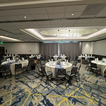 Anna Party Decor - Balloon Services Near Me