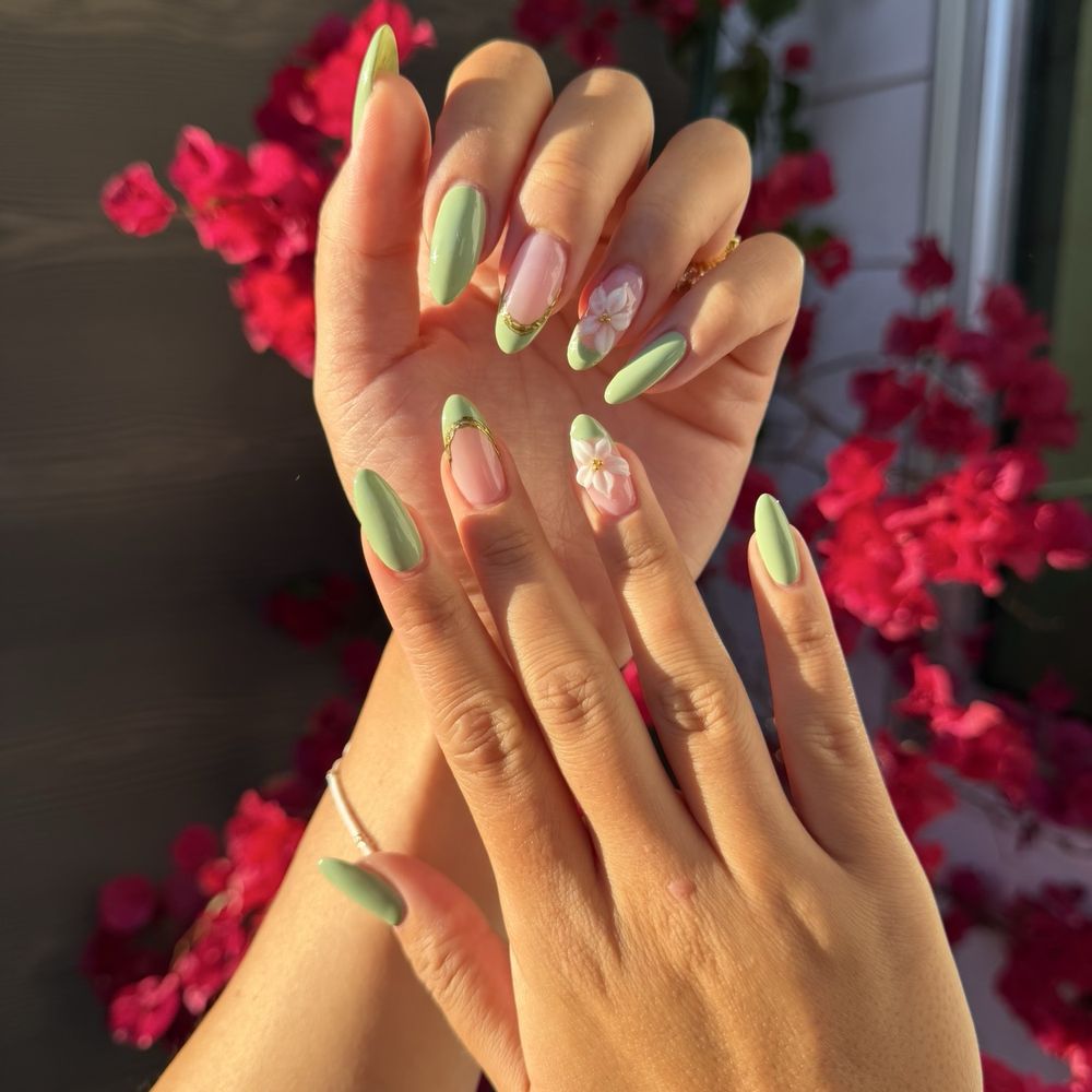 Gel builder on real nails Gel builder on real nails