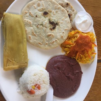 El Rinconcito Cafe - Pupusa and 1 Tamal Combo - Salvadoran Near Me - Washington, DC, District of Columbia El Rinconcito Cafe - Pupusa and 1 Tamal Combo - Salvadoran Near Me - Washington, DC, District of Columbia