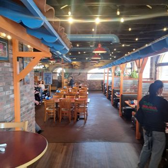 Salsa Brava - Light airy spot. Clean and well spaced out. - Mexican Near Me - Flagstaff, Arizona