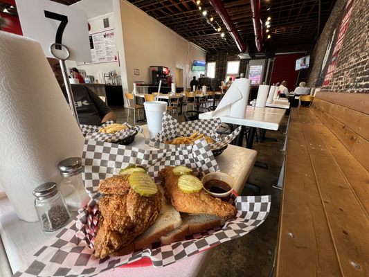 Bold Birds Nashville Hot Chicken by null