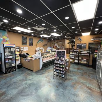 Lori’s Fish Market - 2025 interior - Seafood Markets Near Me - Louisville, Kentucky Lori’s Fish Market - 2025 interior - Seafood Markets Near Me - Louisville, Kentucky