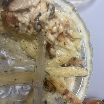Lucky Pizza - Chicken Alfredo - Pizza Near Me - Long Island City, New York Lucky Pizza - Chicken Alfredo - Pizza Near Me - Long Island City, New York
