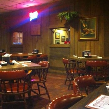 Dyer's Bar-B-Que - Inside Dyer's - Barbeque Near Me - Amarillo, Texas