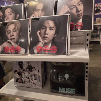 Kpop Nara - Books, Mags, Music & Video Near Me - East Rutherford, New Jersey Kpop Nara - Books, Mags, Music & Video Near Me - East Rutherford, New Jersey