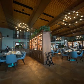 Klaw Miami - Restaurant has a beautiful setup. - Steakhouses Near Me - Miami, Florida
