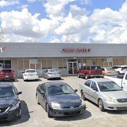 China Buffet - Parking lot of extremely disappointing Chinese restaurant here in Russellville, KY