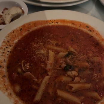 Gianni's Ristorante Italiano - Pizza Near Me - Everett, Washington