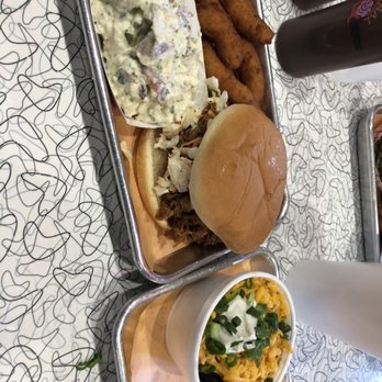 The Original Q Shack - Chopped pork sandwich and chili - Barbeque Near Me - Durham, North Carolina The Original Q Shack - Chopped pork sandwich and chili - Barbeque Near Me - Durham, North Carolina