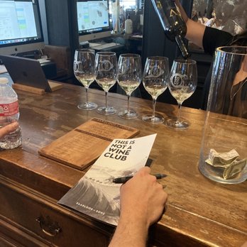 Saarloos & Sons - Awesome wine tasting room - Wineries Near Me - Los Olivos, California