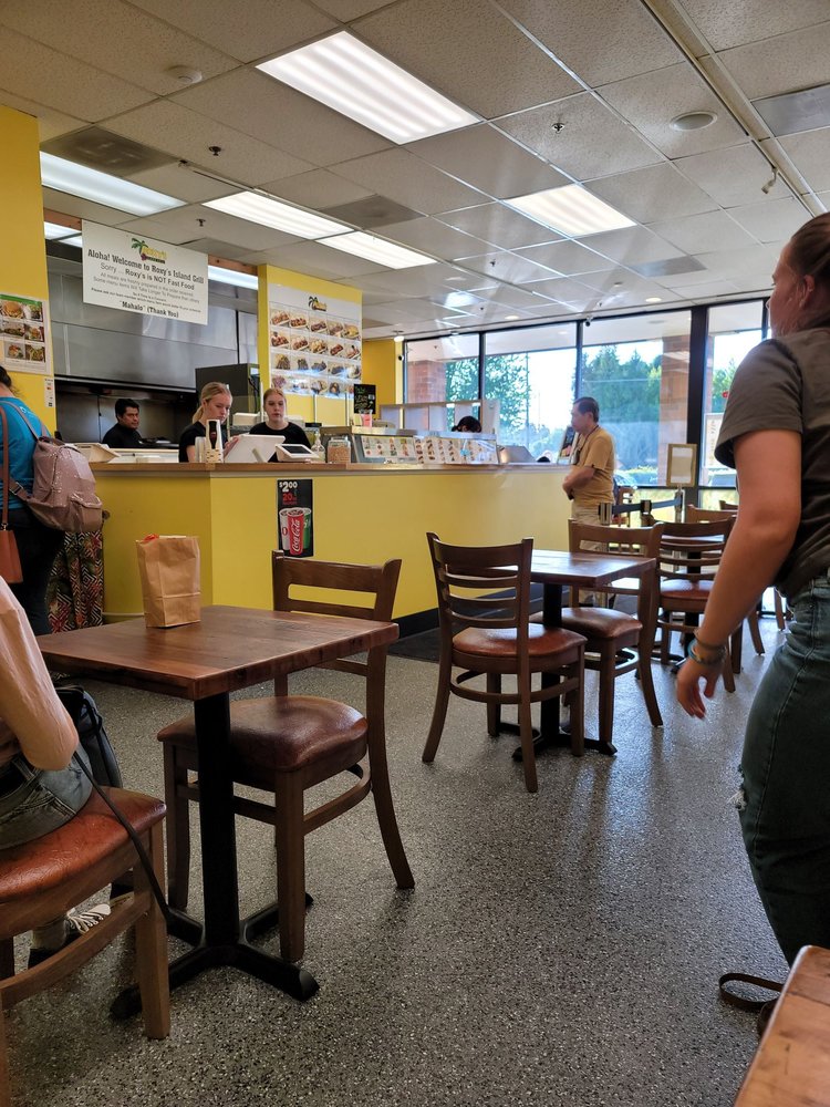 ROXY’S ISLAND GRILL 16068 SW Tualatin Sherwood Rd, Sherwood, Oregon