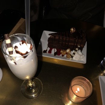 Bourbon N' Bubbles - Adult Milkshake and Death By Chocolate Cake - Bars Near Me - Charleston, South Carolina