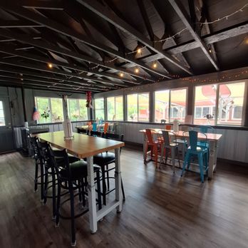 High Plains Barbecue - Inside dining - Barbeque Near Me - Wytheville, Virginia