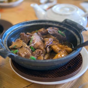 Koi Palace - Beef Flank with Rice Rolls Clay Pot - Dim Sum Near Me - Dublin, California Koi Palace - Beef Flank with Rice Rolls Clay Pot - Dim Sum Near Me - Dublin, California